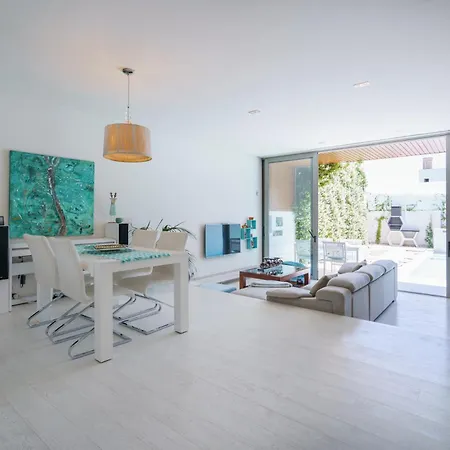 Sa Torre Bianca House With Private Swimming Pool